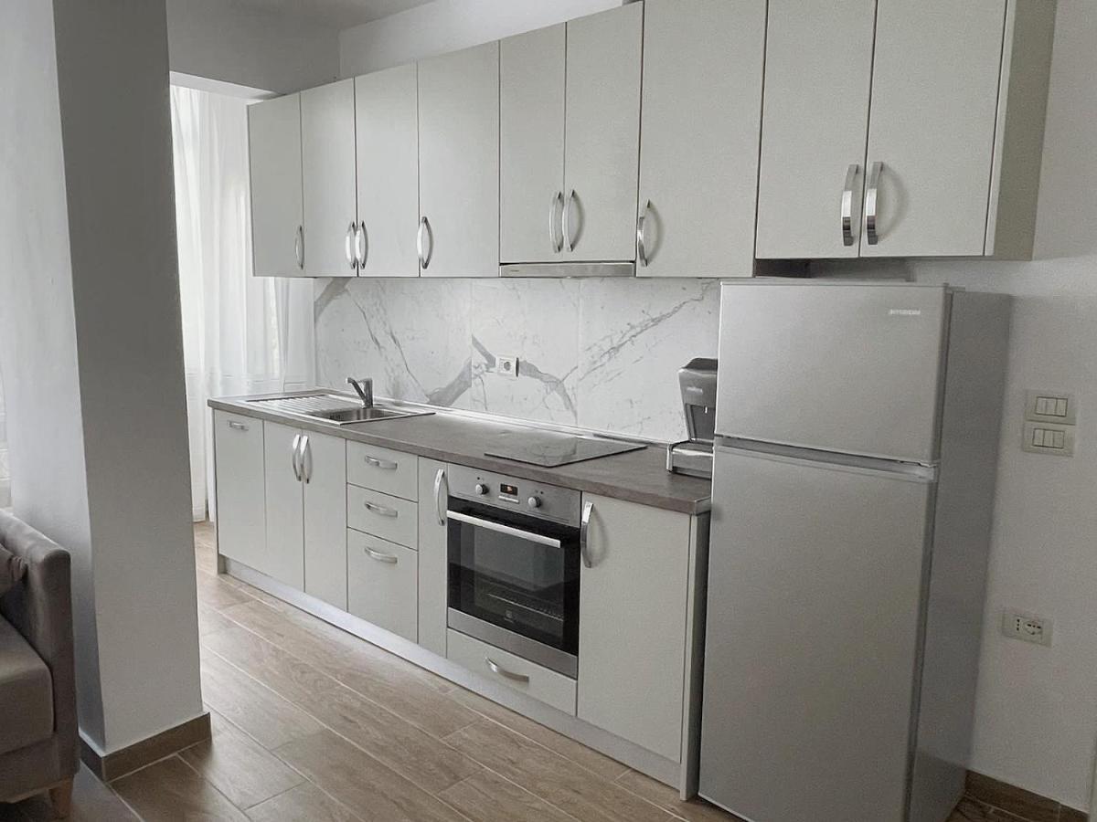 Central City Apartment Τίρανα Εξωτερικό φωτογραφία
