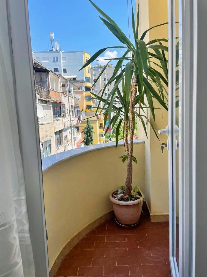 Central City Apartment Τίρανα Εξωτερικό φωτογραφία