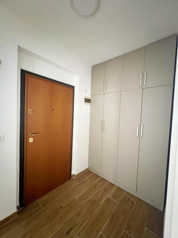Central City Apartment Τίρανα Εξωτερικό φωτογραφία